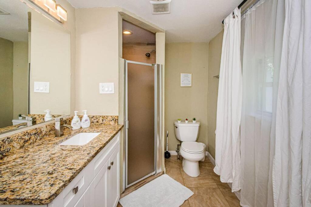 Vila Beautiful Pool House In Old Seminole Heights! Tampa Exteriér fotografie